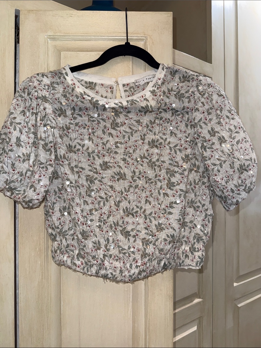 NWT English Factory White Floral Sequin Puff-Sleeve Blouse